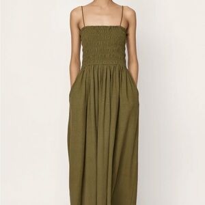 NWOT Laude the Label Strappy Bodice Dress - Olive
Branch size Large